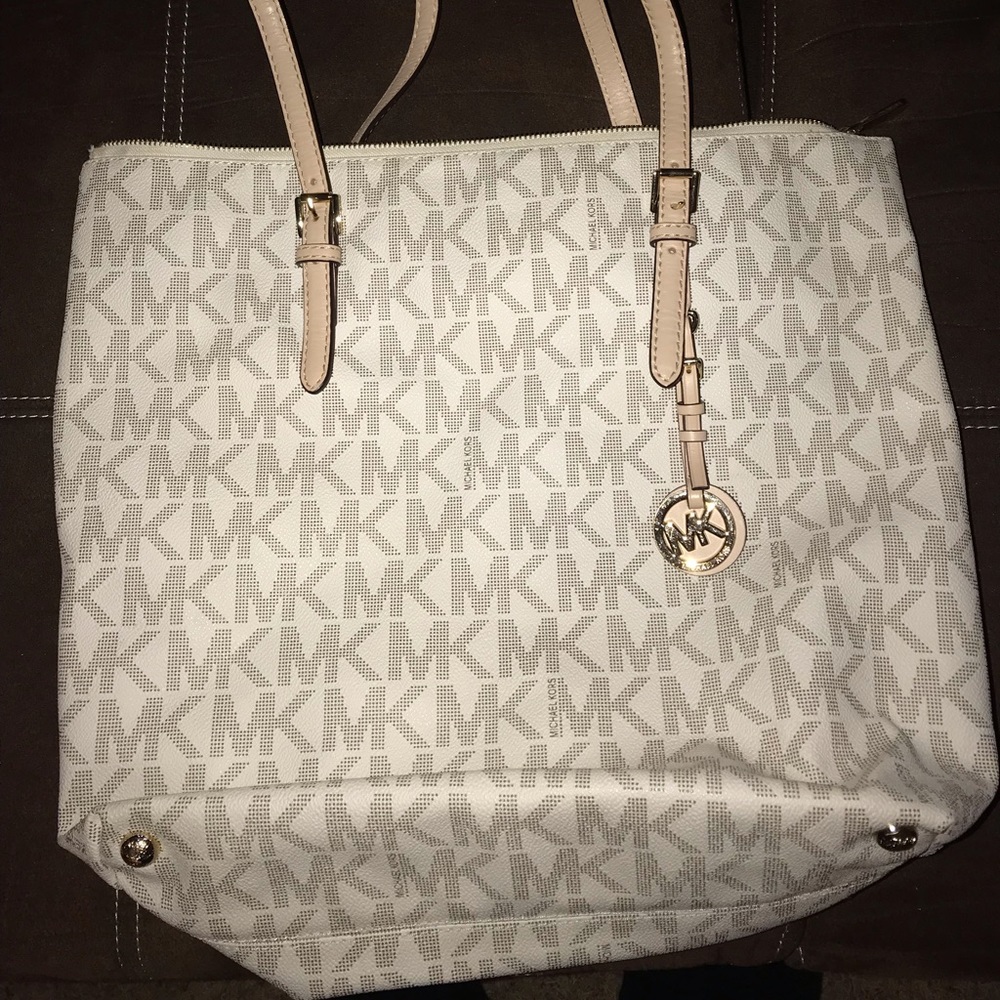 Michael Kors purse